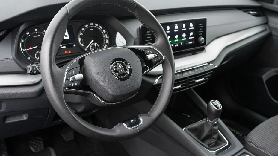 SKODA Octavia -