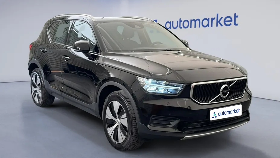 VOLVO XC40 XC40 T3 Momentum Pro aut