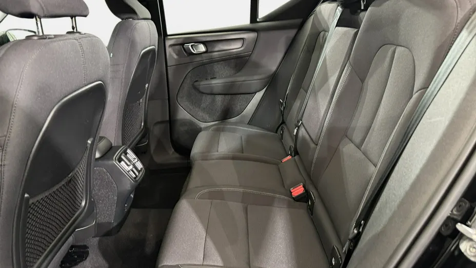 VOLVO XC40 -