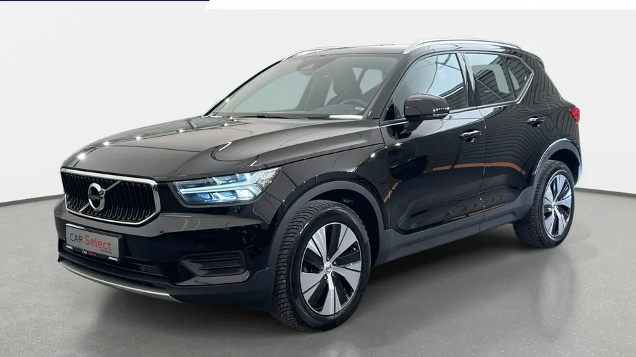 VOLVO XC40 -