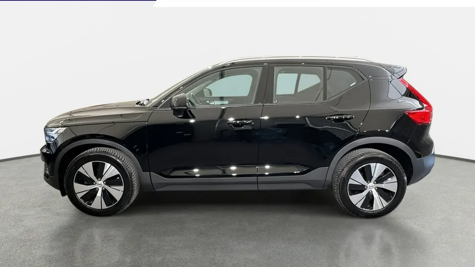 VOLVO XC40 -