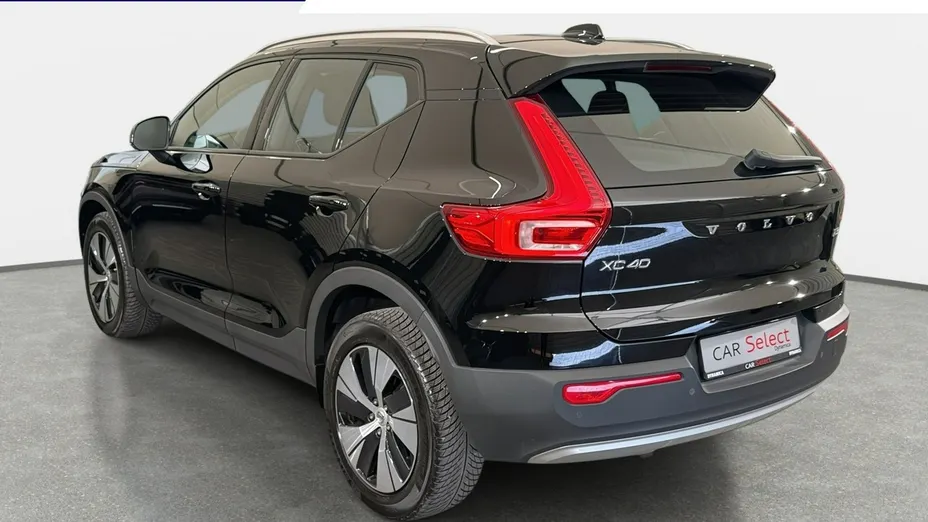 VOLVO XC40 -