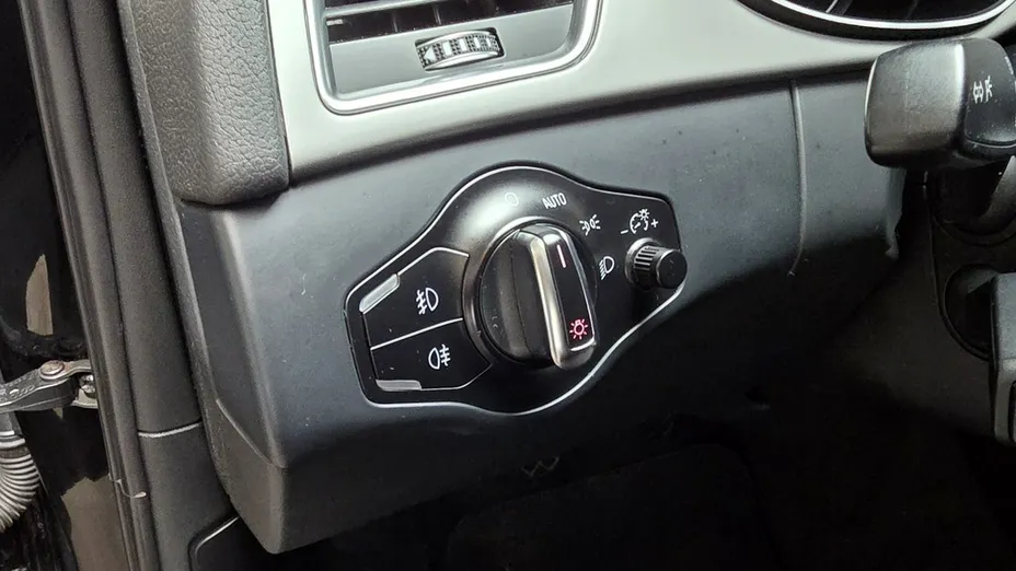 AUDI A4 -