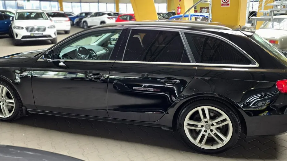 AUDI A4 -