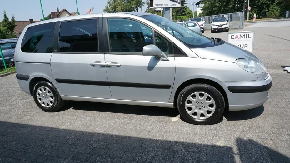 PEUGEOT 807 -