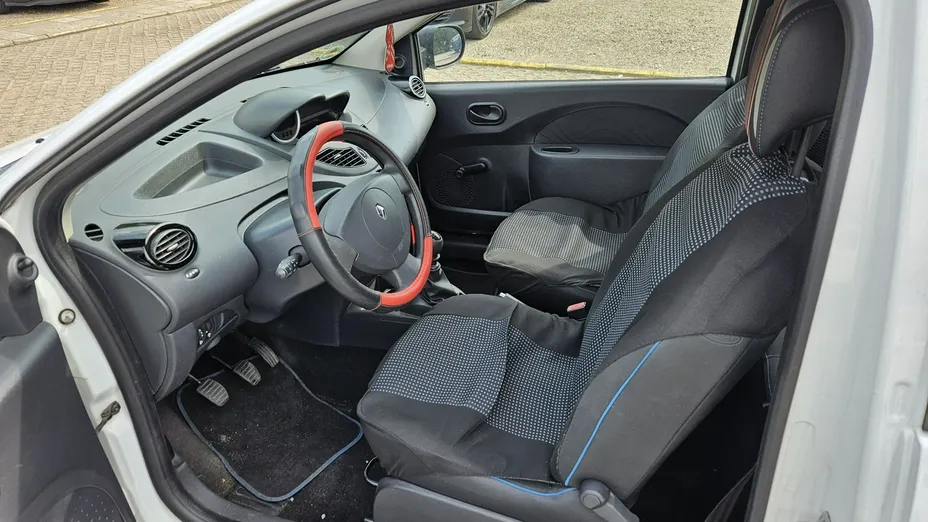 RENAULT Twingo -