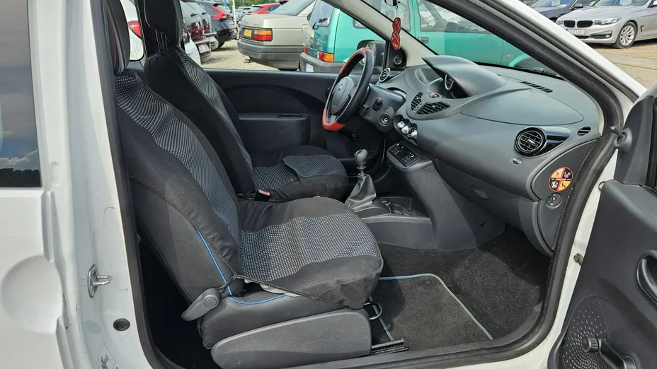 RENAULT Twingo -