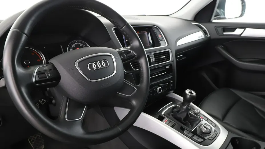 AUDI Q5 -