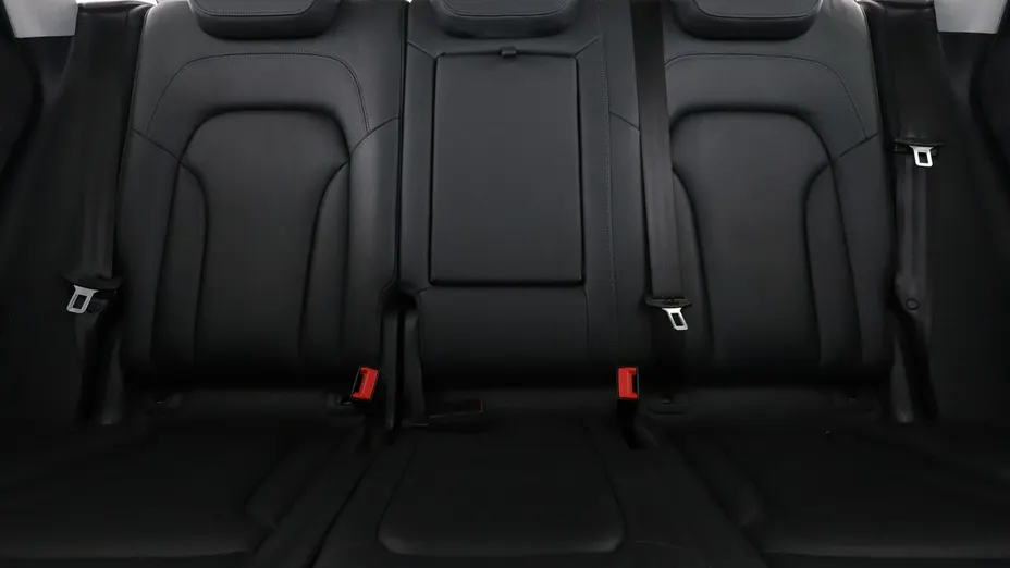 AUDI Q5 -