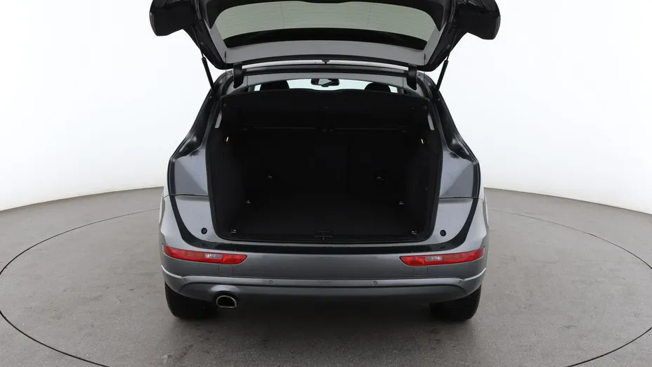 AUDI Q5 -