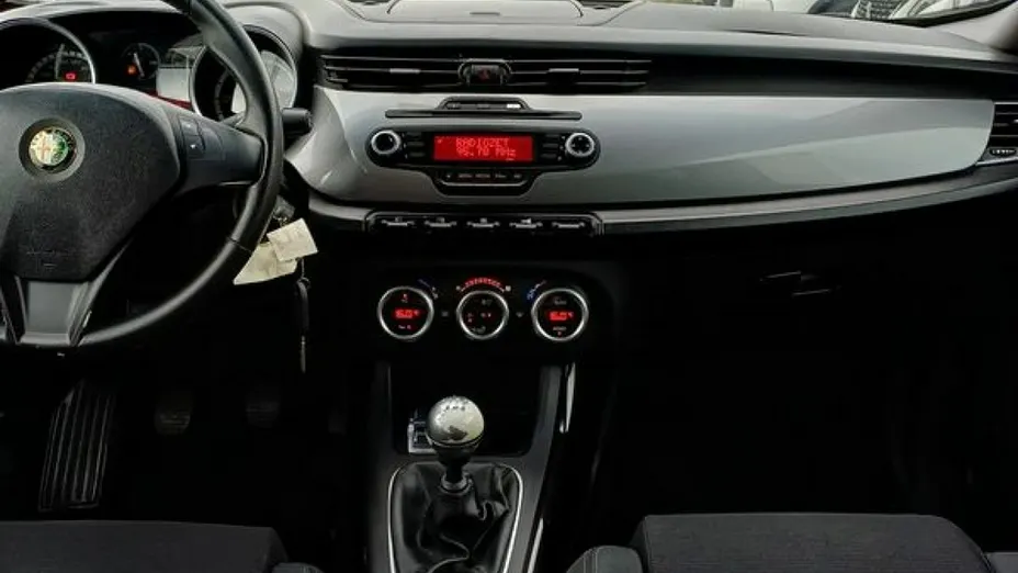 ALFA ROMEO Giulietta -