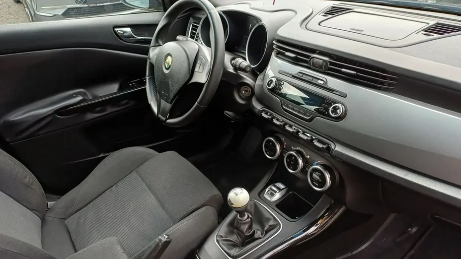 ALFA ROMEO Giulietta -