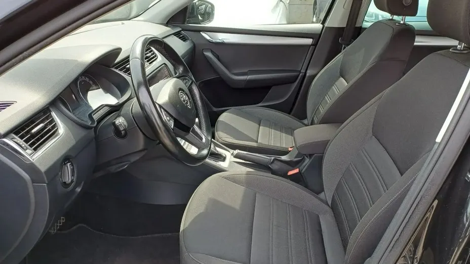 SKODA Octavia -