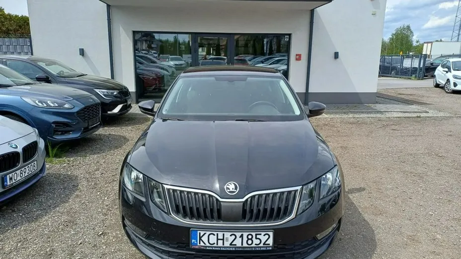 SKODA Octavia -