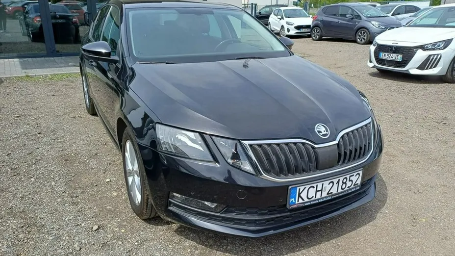 SKODA Octavia -