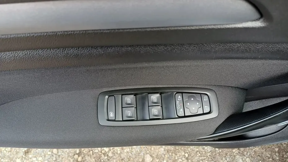 RENAULT Megane -