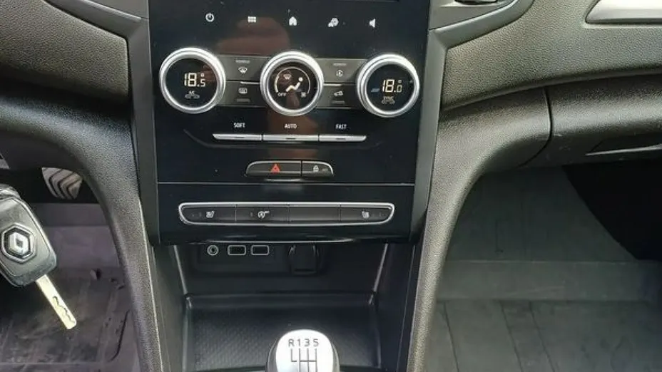 RENAULT Megane -