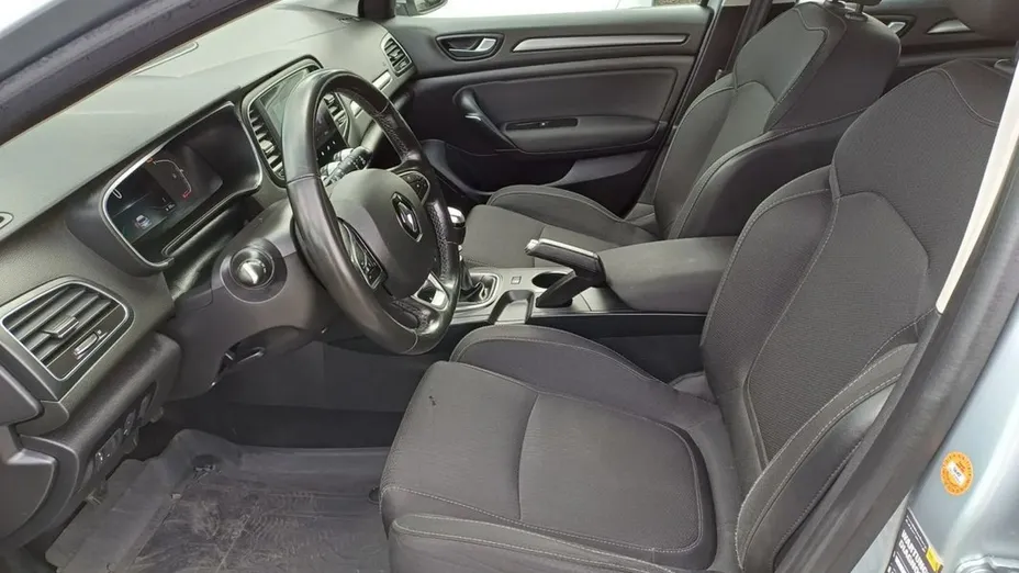 RENAULT Megane -