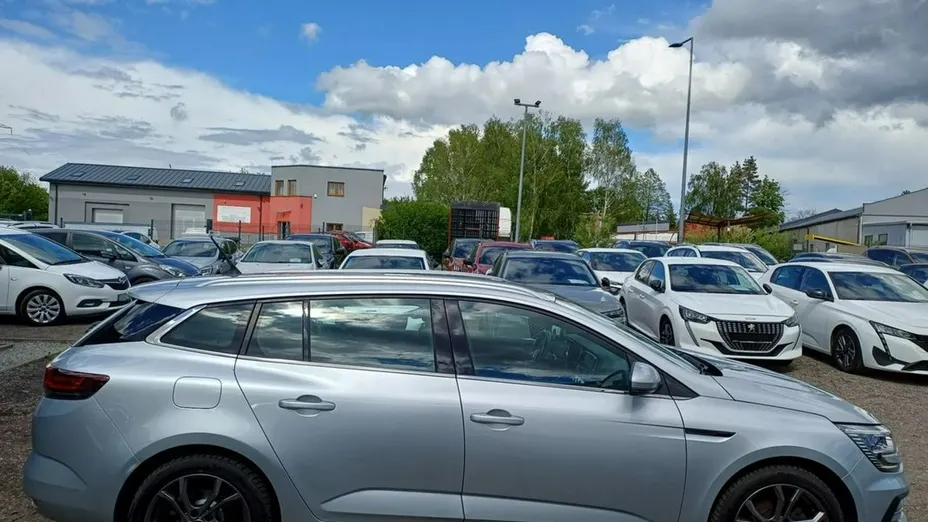 RENAULT Megane -