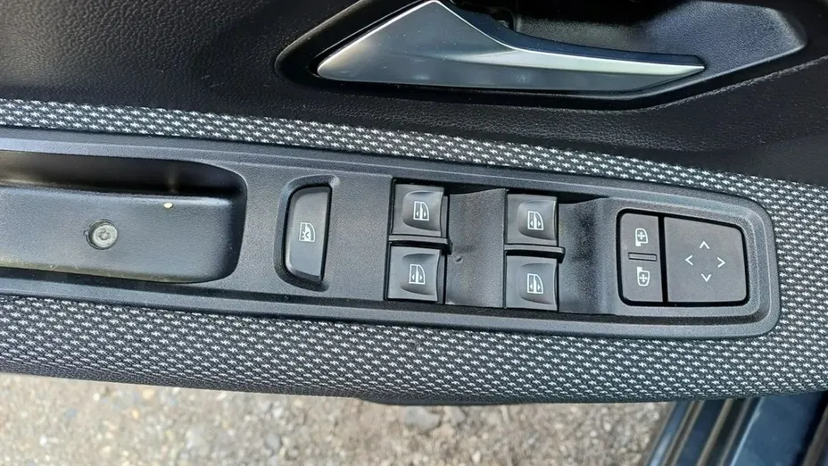 DACIA Sandero -