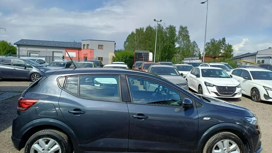 DACIA Sandero -