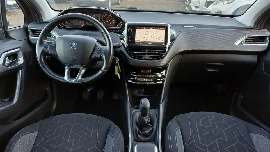 PEUGEOT 2008 -