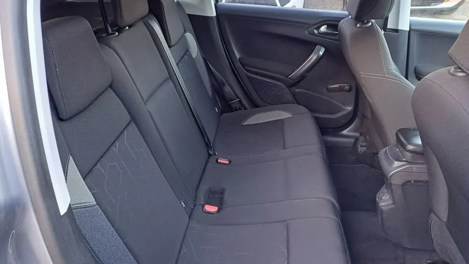 PEUGEOT 2008 -