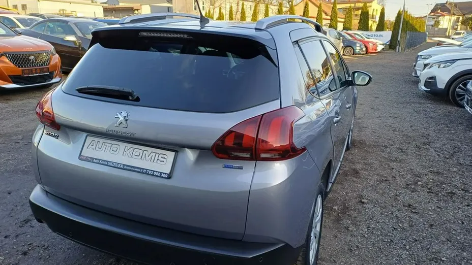 PEUGEOT 2008 -