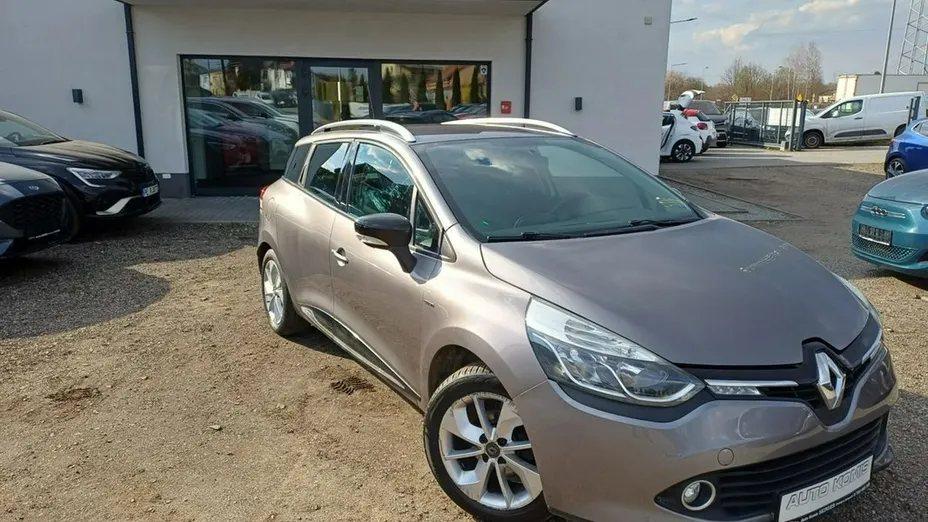 RENAULT Clio -