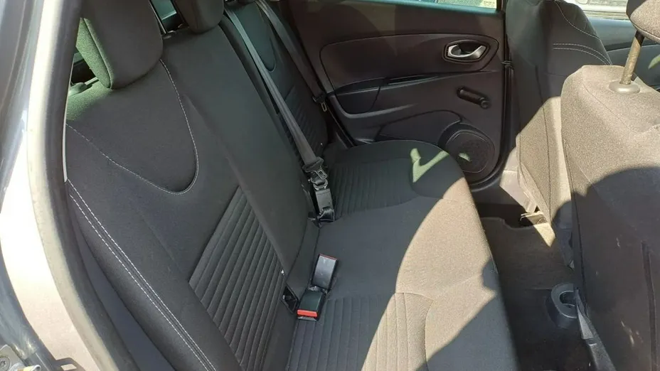 RENAULT Clio -
