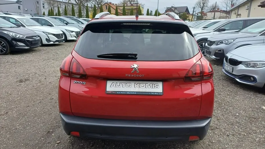 PEUGEOT 2008 -