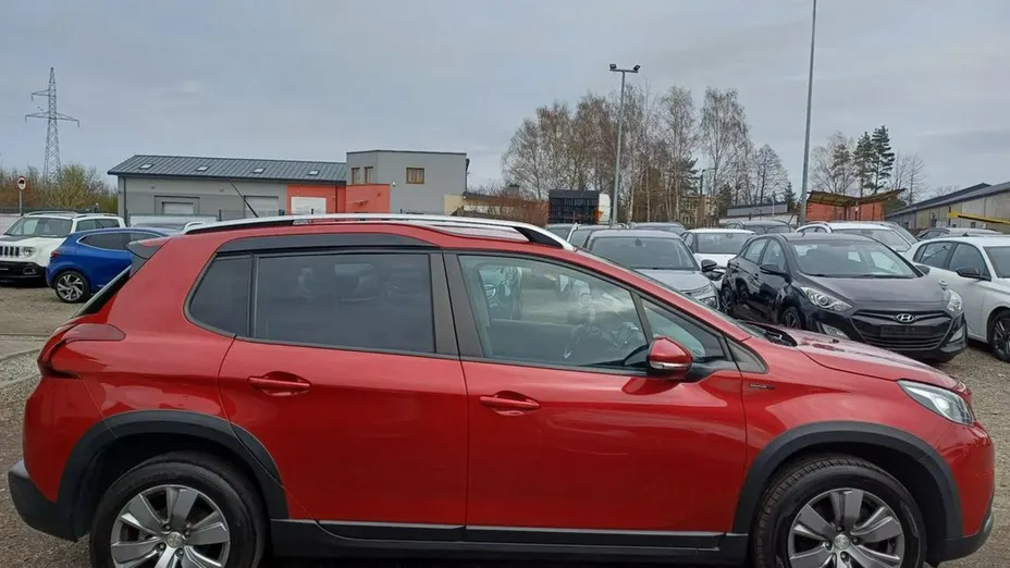 PEUGEOT 2008 -