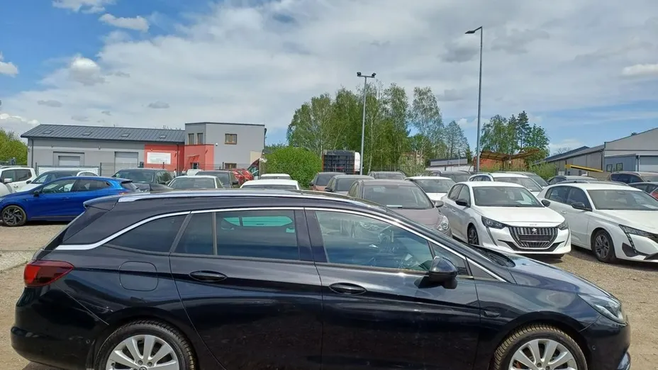 OPEL Astra -