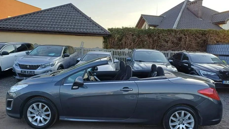 PEUGEOT 308 -