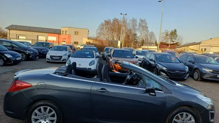 PEUGEOT 308 -