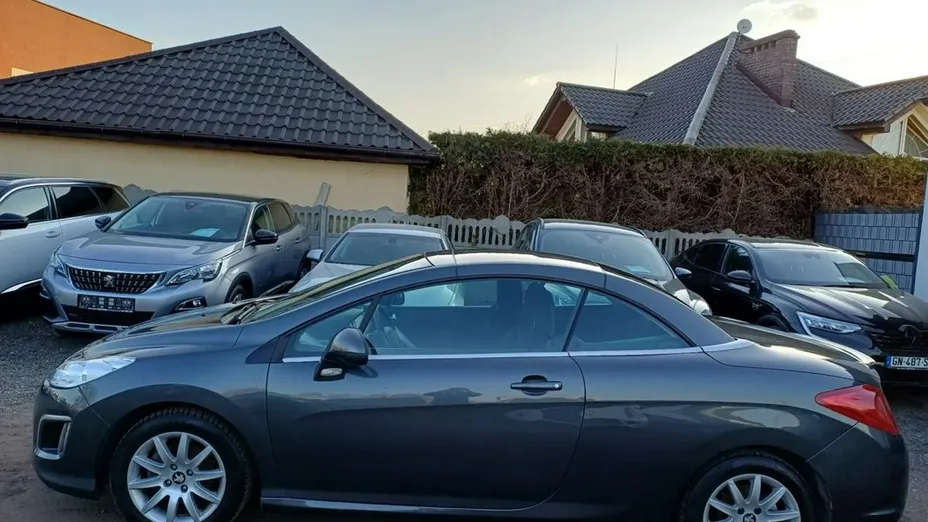 PEUGEOT 308 -