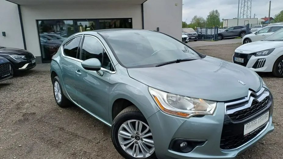 CITROEN DS4 -