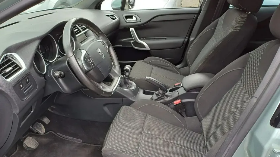 CITROEN DS4 -