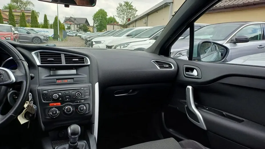 CITROEN DS4 -