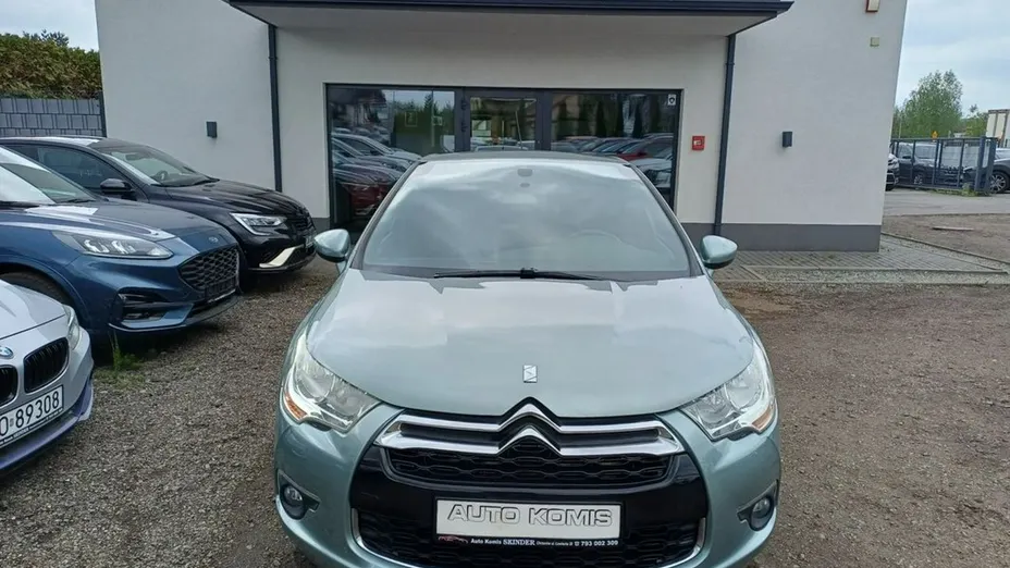 CITROEN DS4 -