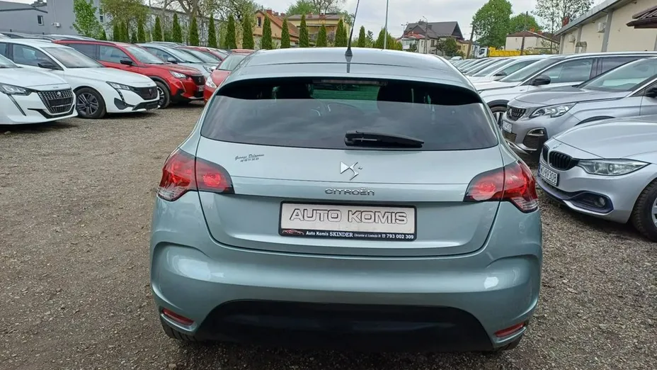 CITROEN DS4 -