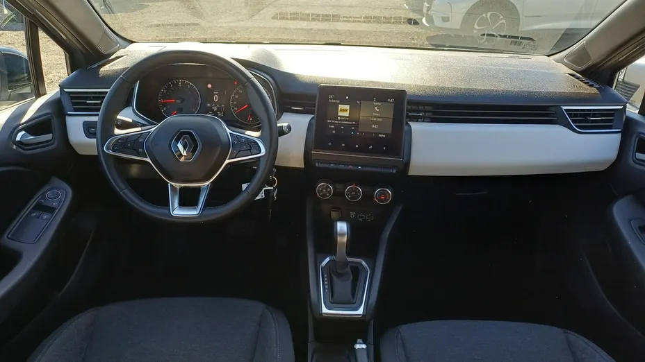 RENAULT Clio -