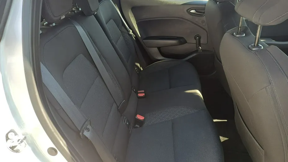 RENAULT Clio -