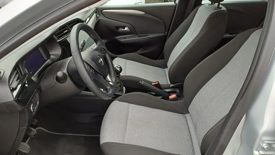 OPEL Corsa -
