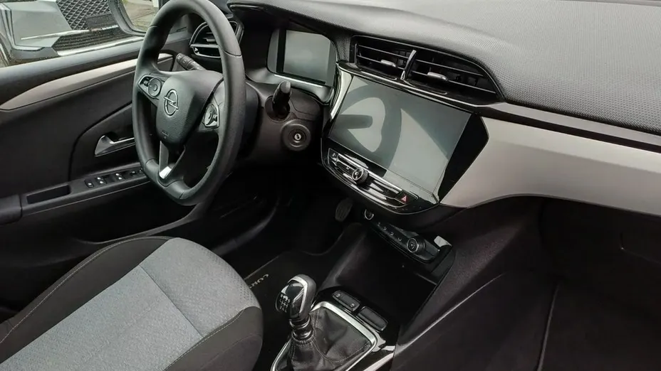 OPEL Corsa -