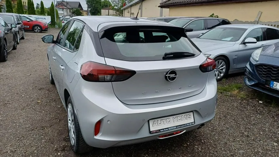 OPEL Corsa -