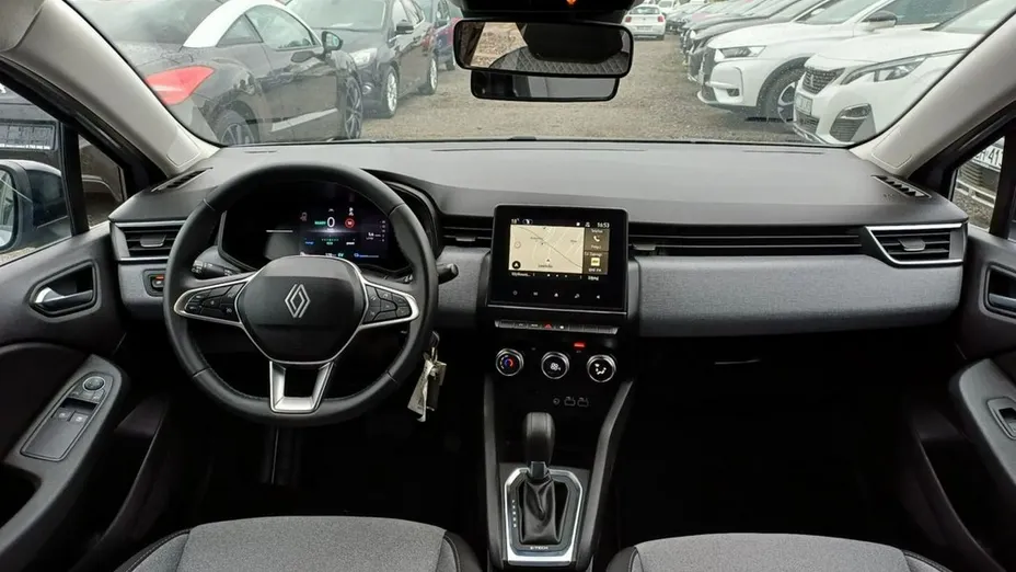 RENAULT Clio -