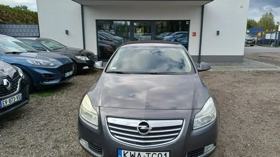 OPEL Insignia -