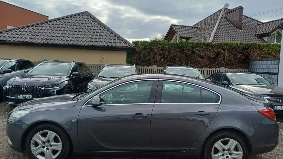 OPEL Insignia -