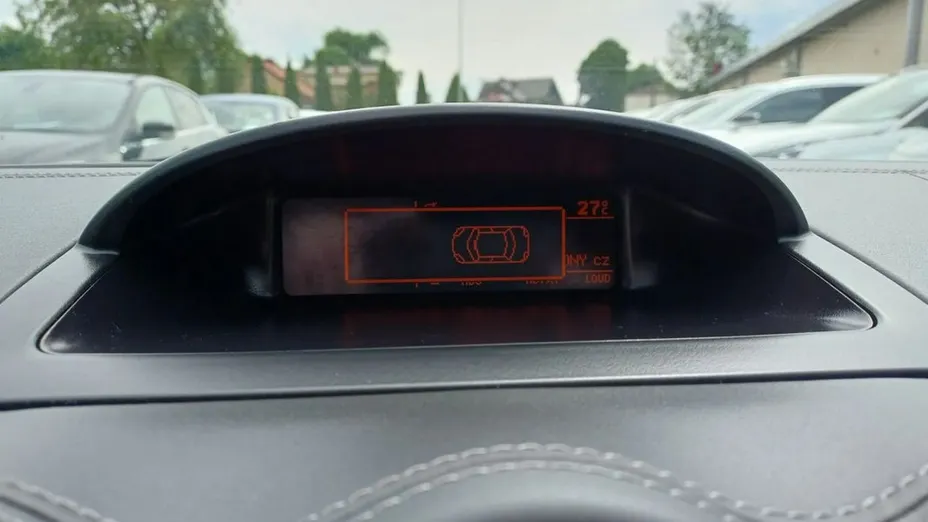 PEUGEOT RCZ -